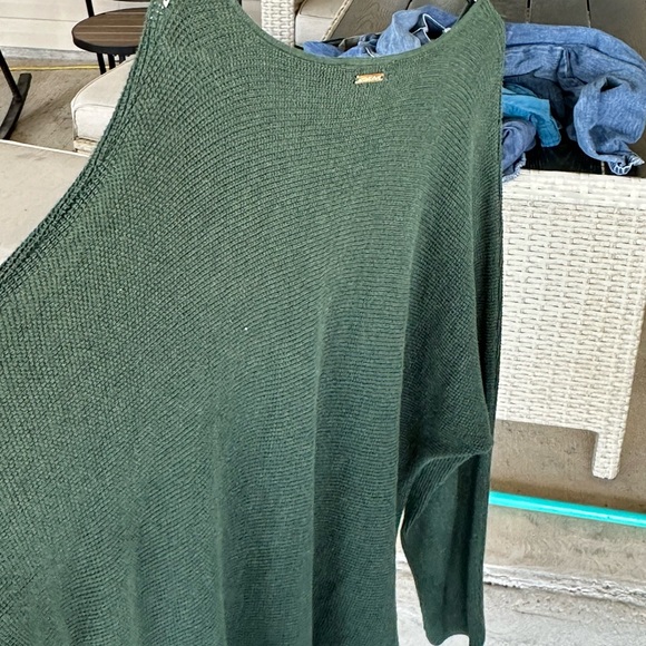 Michael Kors Forest Green Sweater with Button Details - Picture 4 of 4